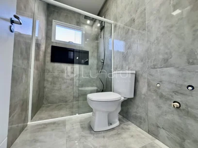 Foto Casa com 3 Suítes