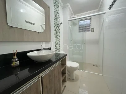 Foto Apartamento com 3 Dormitórios