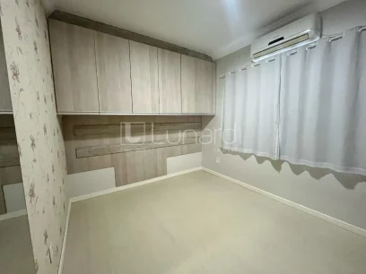 Foto Apartamento com 3 Dormitórios