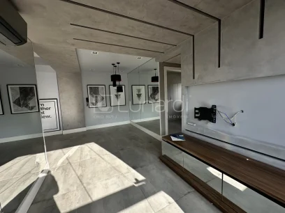 Foto Apartamento com 2 Dormitórios