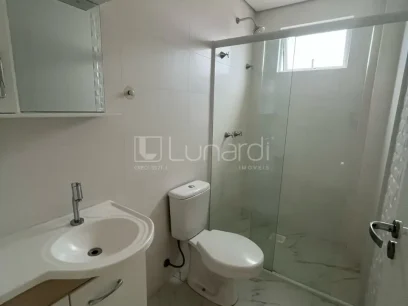 Foto Apartamento com 2 Dormitórios