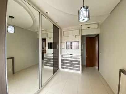 Foto Apartamento com 2 Dormitórios