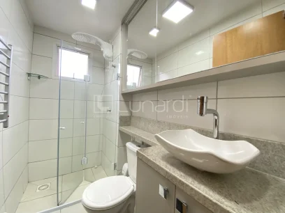 Foto Apartamento com 2 Dormitórios