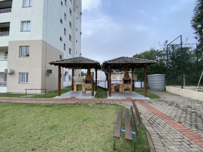 Foto Apartamento com 2 Dormitórios