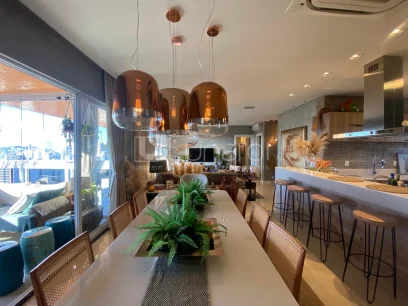 Apartamento com 3 Suítes