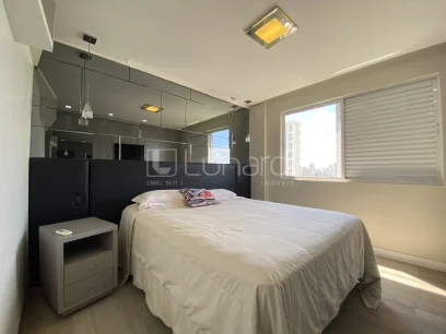 Foto Apartamento com 2 Suítes