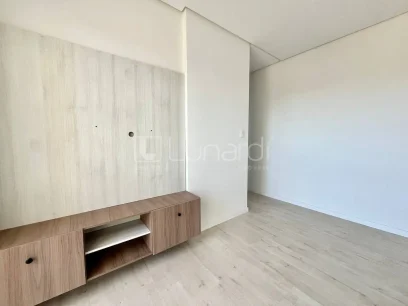 Foto Apartamento com 2 Dormitórios