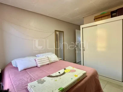 Foto Casa com 2 Dormitórios