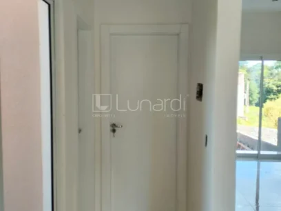 Foto Casa com 2 Dormitórios