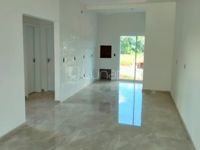 Foto Casa com 2 Dormitórios