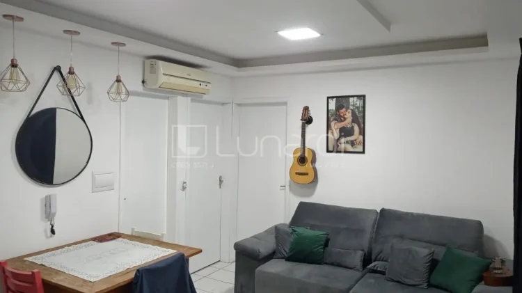 Apartamento com 2 Dormitórios