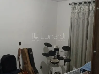 Foto Apartamento com 2 Dormitórios