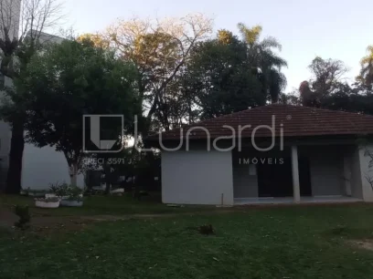 Foto Apartamento com 2 Dormitórios