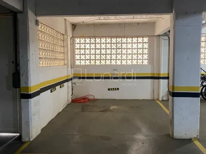 Foto Apartamento com 2 Dormitórios