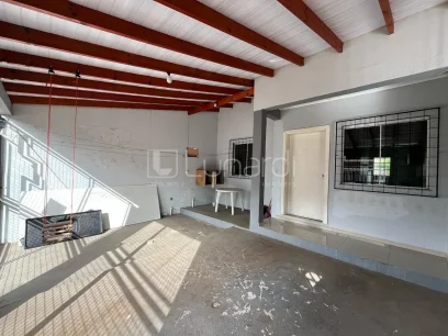 Foto Casa com 2 Dormitórios