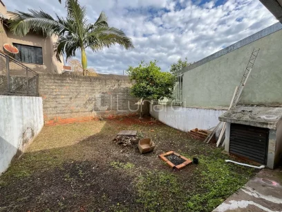 Foto Casa com 2 Dormitórios