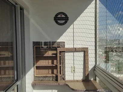 Foto Apartamento com 2 Dormitórios