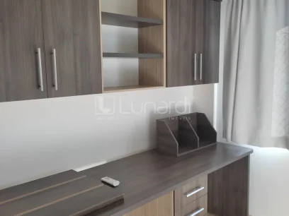 Foto Apartamento com 2 Dormitórios