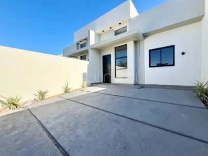Casa com 2 Dormitórios