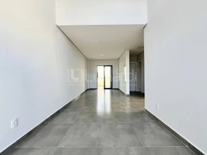 Foto Casa com 2 Dormitórios