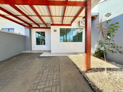 Foto Casa com 3 Dormitórios