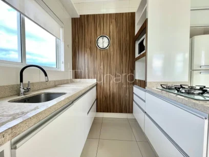Foto Apartamento com 2 Dormitórios