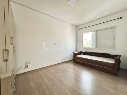 Foto Apartamento com 2 Dormitórios