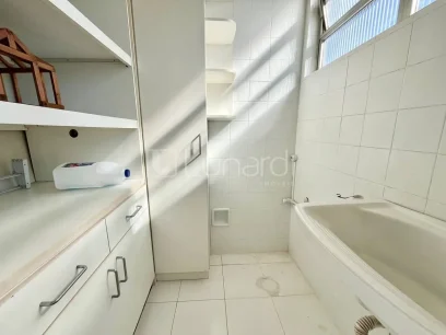 Foto Apartamento com 3 Dormitórios