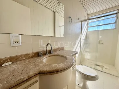 Foto Apartamento com 3 Dormitórios