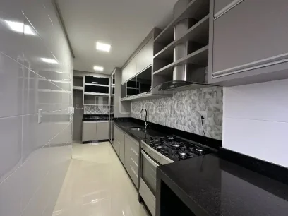 Foto Apartamento com 2 Dormitórios