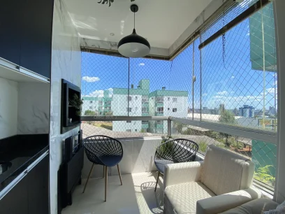 Foto Apartamento com 3 Dormitórios