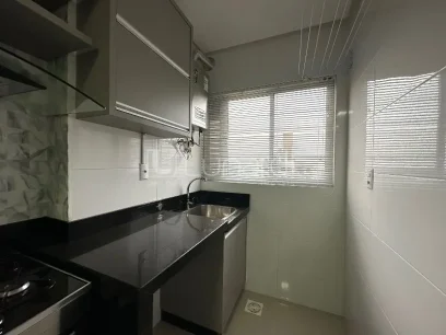 Foto Apartamento com 2 Dormitórios
