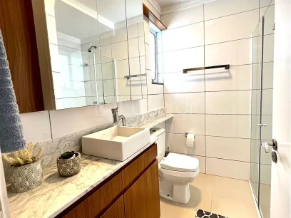 Foto Apartamento com 2 Dormitórios