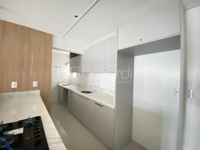 Foto Apartamento com 3 Dormitórios