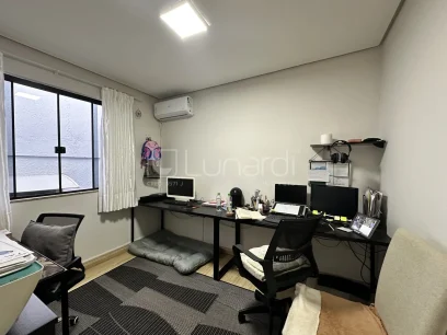 Foto Casa com 3 Dormitórios