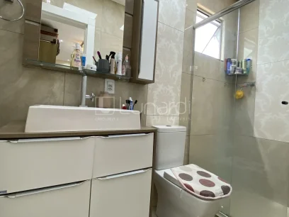 Foto Apartamento com 3 Dormitórios