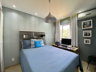 Foto Apartamento com 3 Dormitórios