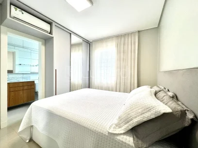 Foto Apartamento com 2 Dormitórios