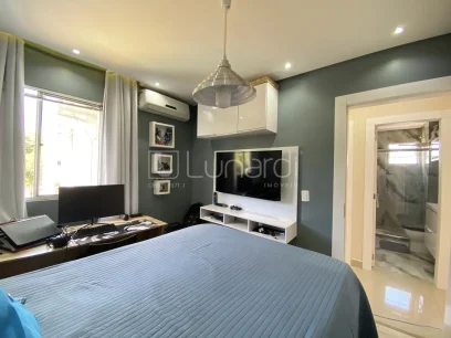 Foto Apartamento com 3 Dormitórios