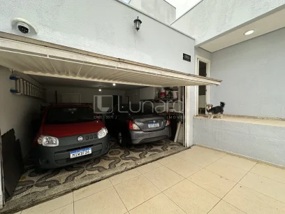 Foto Casa com 3 Dormitórios