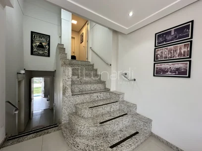 Foto Casa com 3 Dormitórios