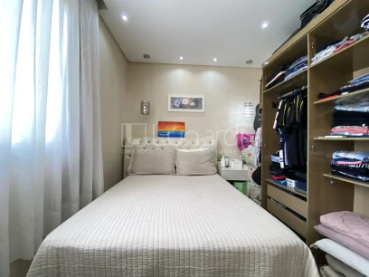 Foto Apartamento com 3 Dormitórios