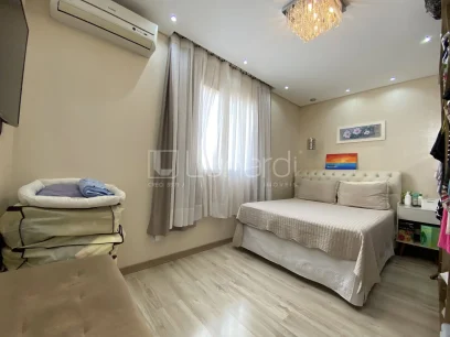 Foto Apartamento com 3 Dormitórios