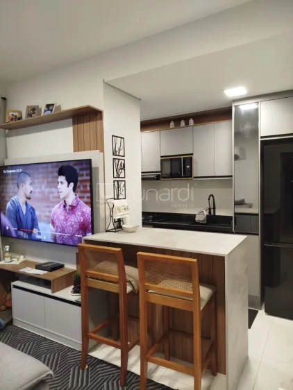 Apartamento com 2 Dormitórios