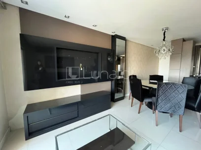 Foto Apartamento com 2 Dormitórios