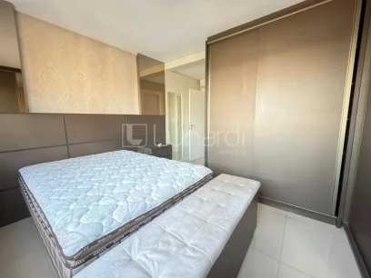 Foto Apartamento com 2 Dormitórios