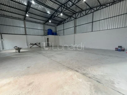 Foto Barracão