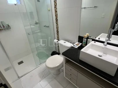 Foto Apartamento com 3 Dormitórios