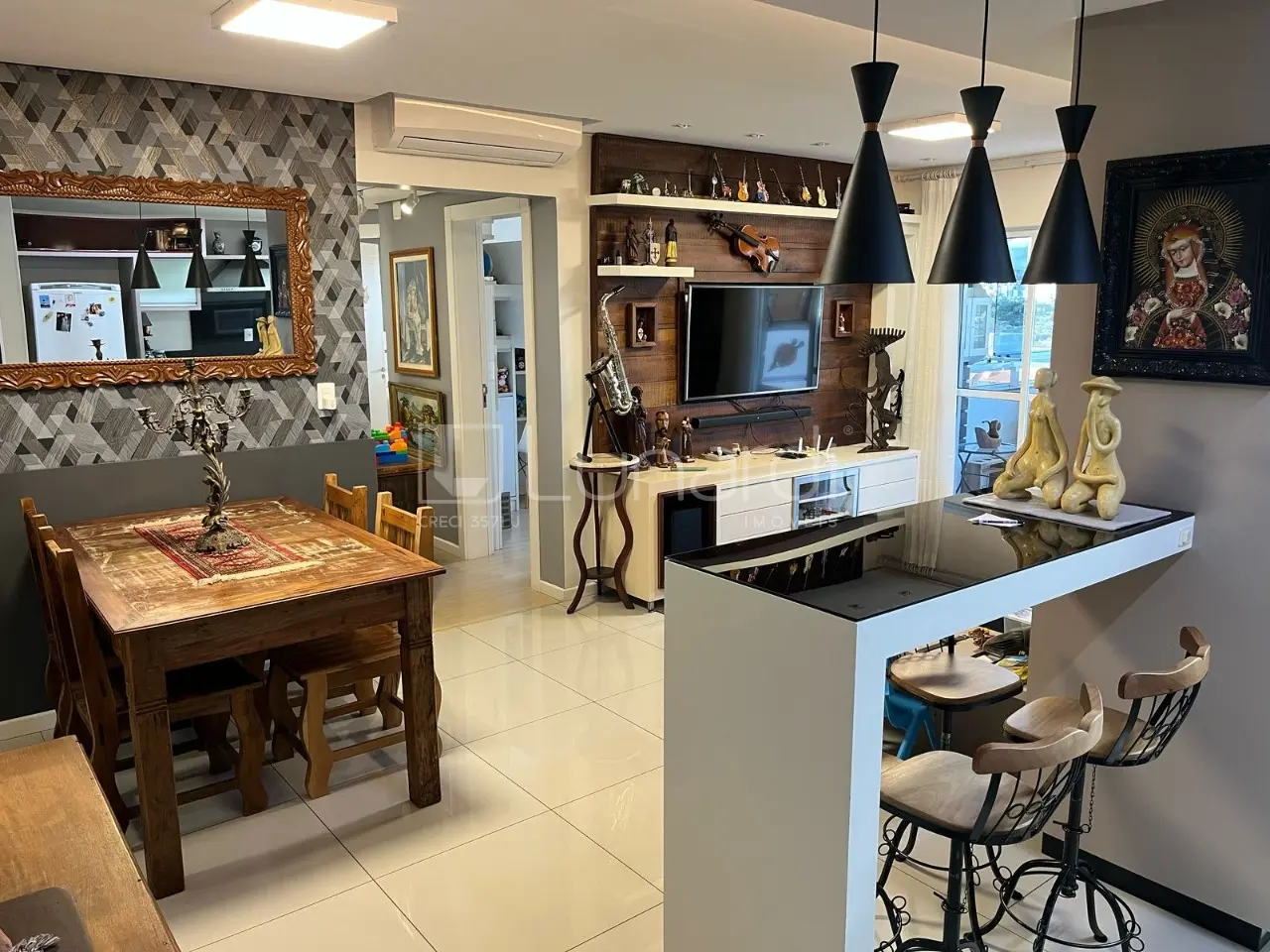 Apartamento com 3 Dormitórios