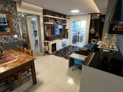 Foto Apartamento com 3 Dormitórios